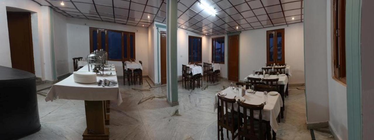 Divyansh Hotel Dharamshala Exterior foto