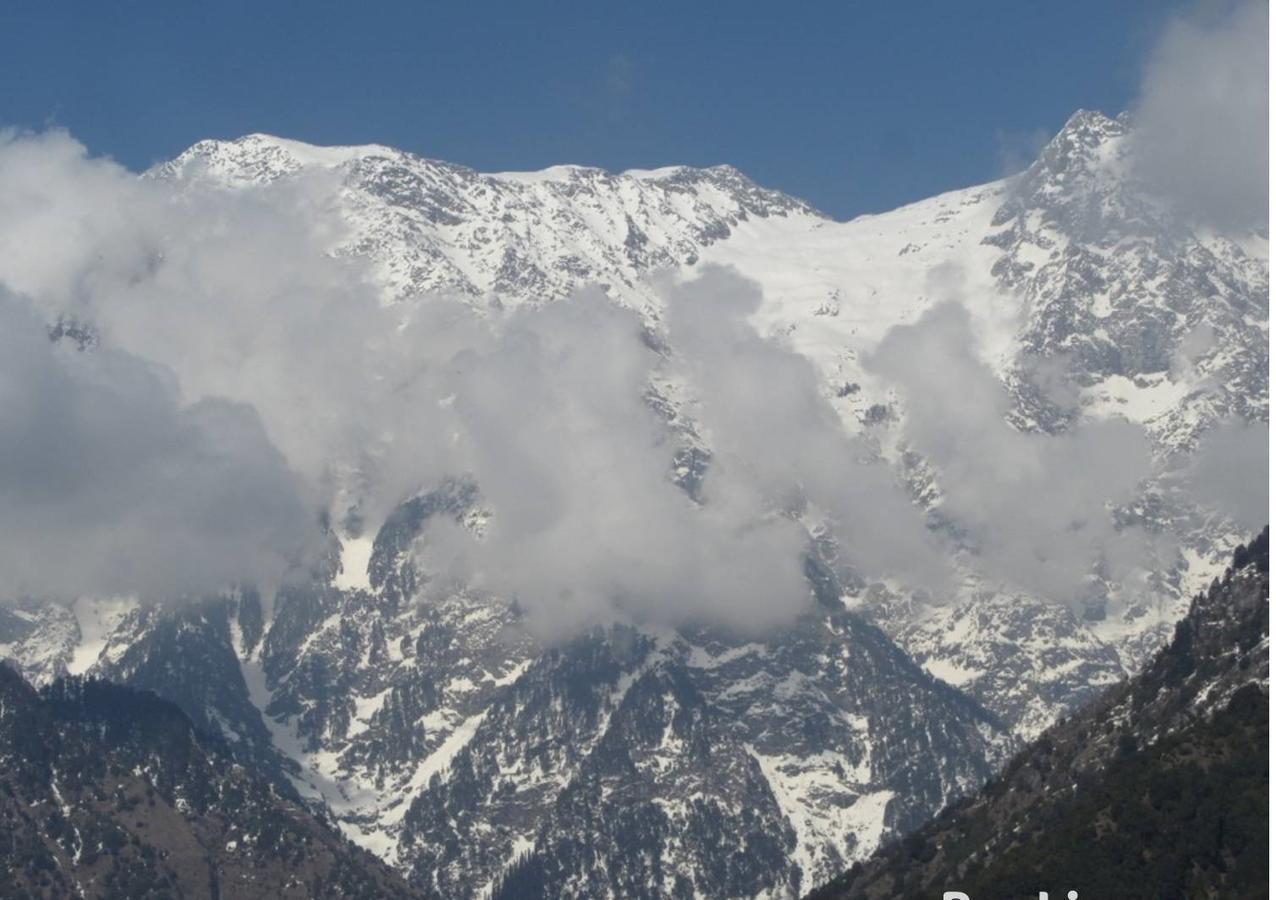 Divyansh Hotel Dharamshala Exterior foto